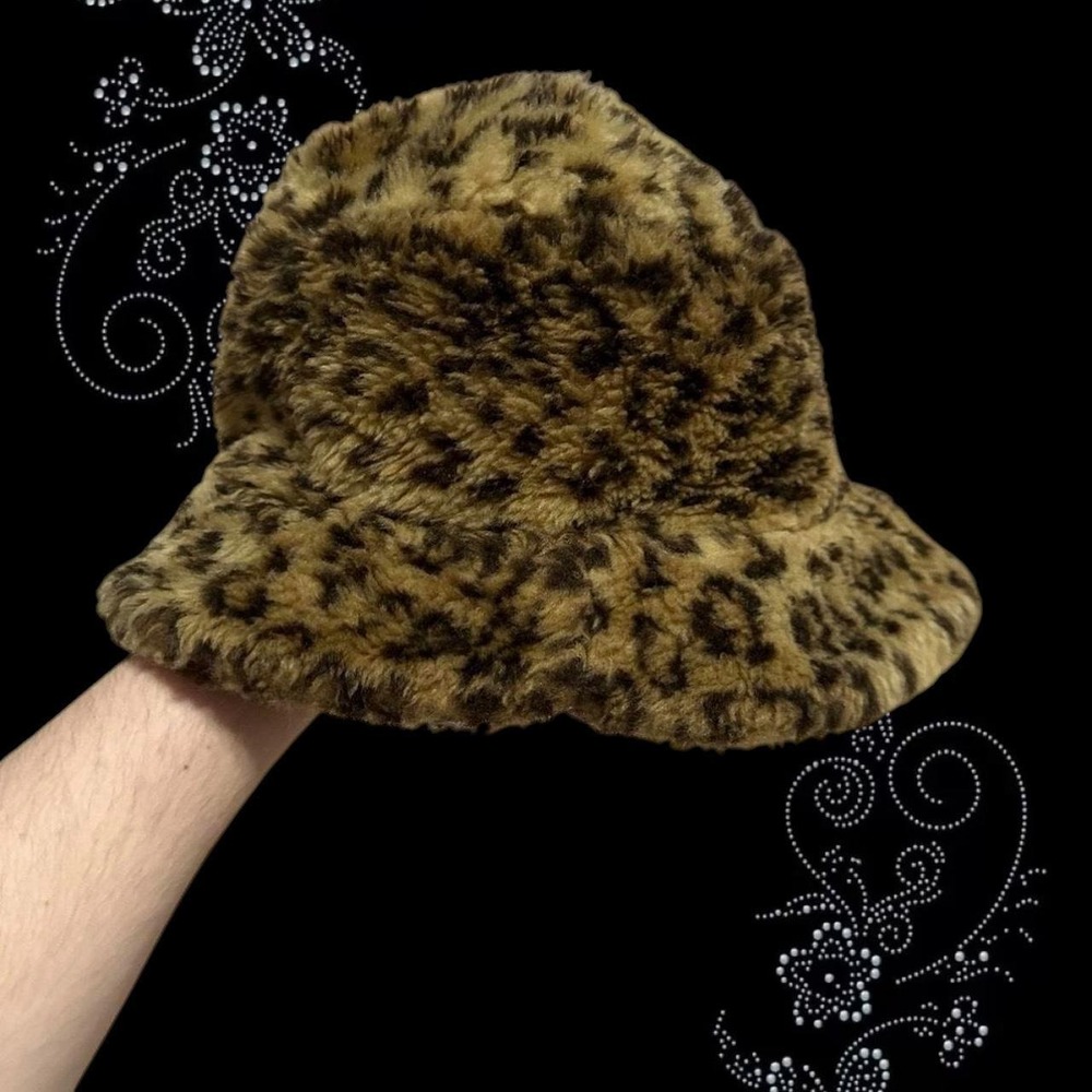 cheetah print bucket hat